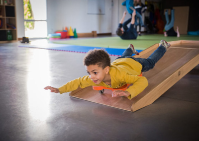 Intégrer les principes de l’intégration neurosensorielle en psychomotricité